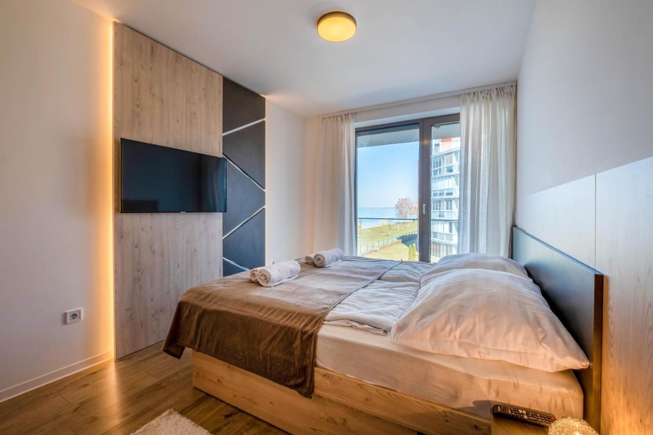 Myflat Coral Beach Apartment Siofok Ngoại thất bức ảnh