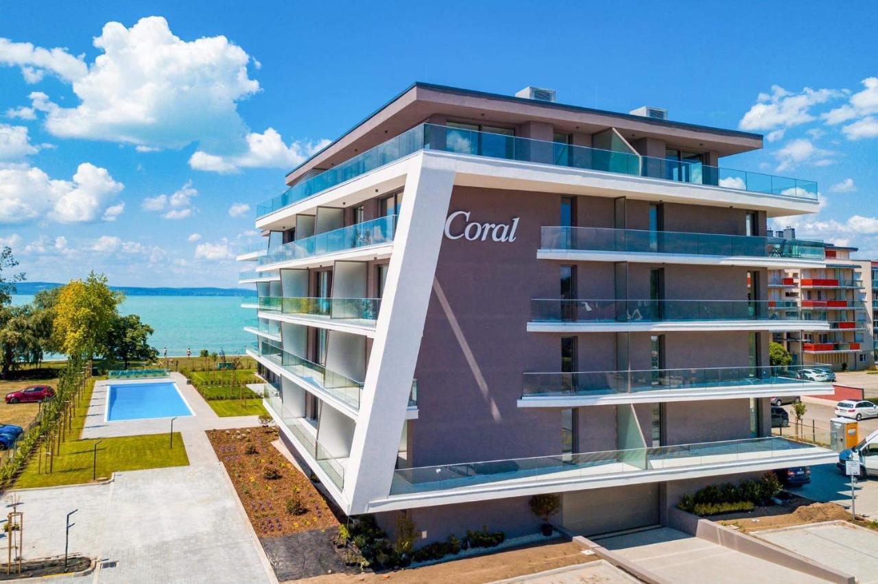 Myflat Coral Beach Apartment Siofok Ngoại thất bức ảnh