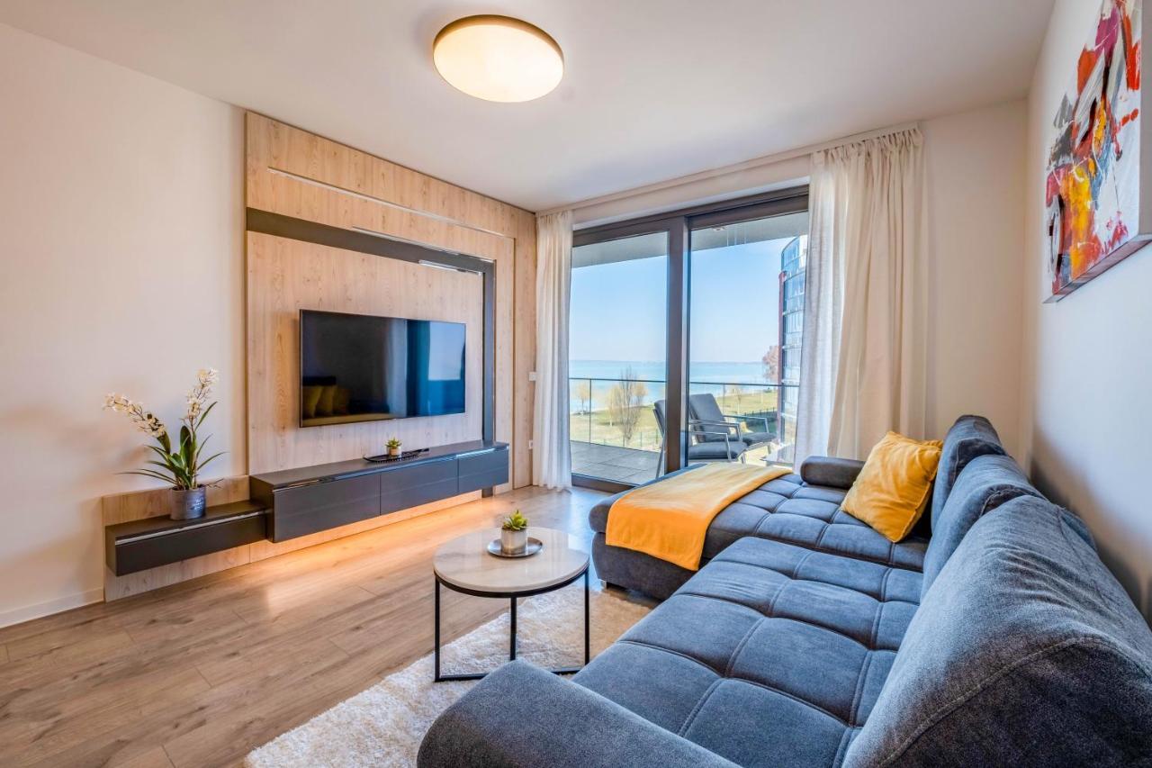 Myflat Coral Beach Apartment Siofok Ngoại thất bức ảnh